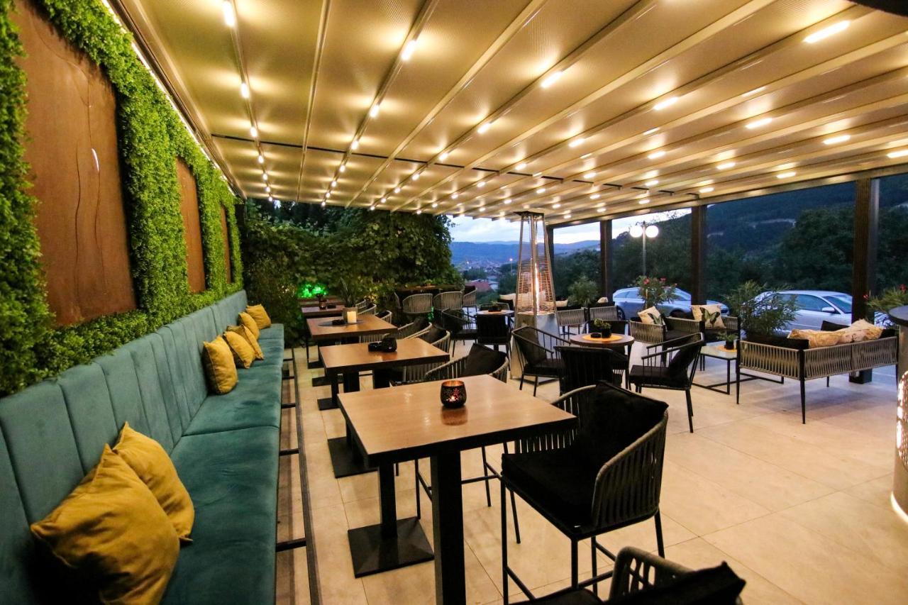 Hotel Happy Dimitrovgrad Exterior foto